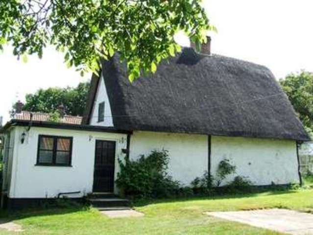  Image of 2 bedroom Cottage to rent in Morton Lane Weston Longville Norwich NR9 at Morton Lane Weston Longville Norwich, NR9 5JP