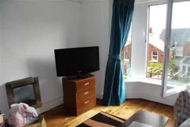  Image of 1 bedroom Flat to rent in Mount Pleasant Road Exeter EX4 at Exeter, EX4 7AD