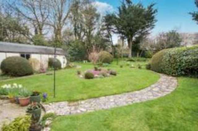  Image of 3 bedroom Bungalow for sale in Brook Avenue New Milton BH25 at New Milton Hampshire New Milton, BH25 5HD