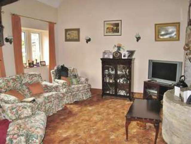  Image of 1 bedroom Detached house to rent in New Road Charney Bassett Wantage OX12 at 23 New Road  Charney Bassett, OX12 0ER