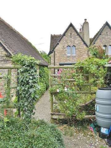  Image of 1 bedroom Detached house to rent in New Road Charney Bassett Wantage OX12 at 23 New Road  Charney Bassett, OX12 0ER