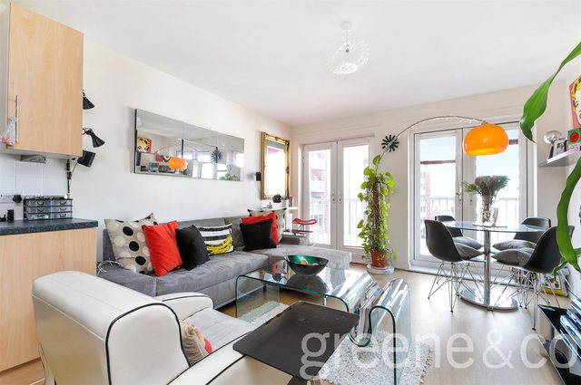  Image of 2 bedroom Flat to rent in New Road London E1 at Whitechapel  Stepney Green, E1 1AL