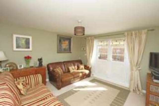  Image of 3 bedroom Town House for sale in Nightingale Close Chesterfield S41 at Chesterfield Derbyshire Newbold, S41 7NU