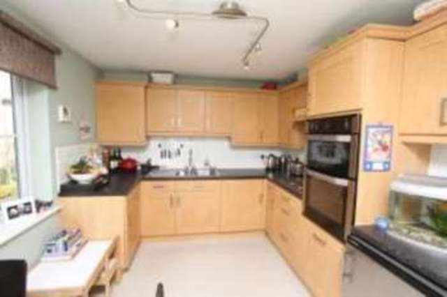  Image of 3 bedroom Town House for sale in Nightingale Close Chesterfield S41 at Chesterfield Derbyshire Newbold, S41 7NU