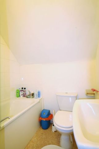  Image of 2 bedroom Flat to rent in Northolt Road South Harrow Harrow HA2 at Northolt Road  Harrow, HA2 8ES