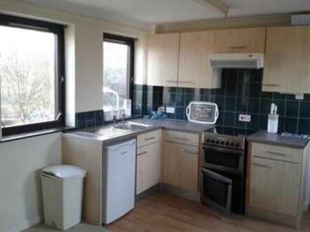  Image of 3 bedroom Flat to rent in Oken Court Warwick CV34 at Warwick  Warwick, CV34 4DF