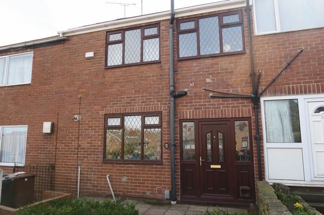  Image of 3 bedroom Terraced house for sale in Old Road Churwell Morley Leeds LS27 at Old Road Morley Leeds, LS27 7SH