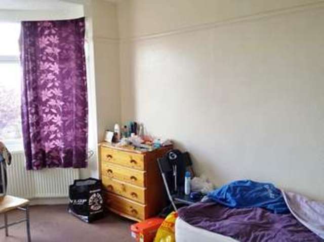 Image of 4 bedroom Semi-Detached house to rent in Oliver Road Cowley Oxford OX4 at Oliver Road  Oxford, OX4 2JE