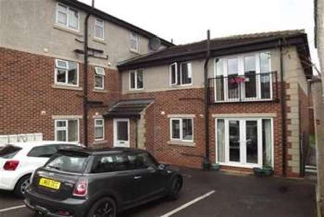  Image of 2 bedroom Flat to rent in Olivet Road Sheffield S8 at Sheffield, S8 8QR