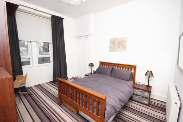  Image of 1 bedroom Flat for sale in Overdale Street Glasgow G42 at Overdale Street Langside Glasgow, G42 9PZ