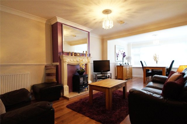  Image of 3 bedroom Detached house to rent in Owlsmoor Road Owlsmoor Sandhurst GU47 at Sandhurst Berkshire Sandhurst, GU47 0SP