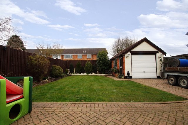  Image of 3 bedroom Detached house to rent in Owlsmoor Road Owlsmoor Sandhurst GU47 at Sandhurst Berkshire Sandhurst, GU47 0SP