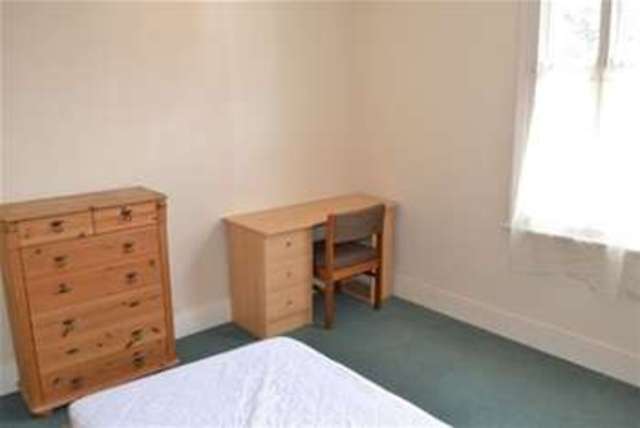  Image of 3 bedroom Detached house to rent in Oxford Road Leicester LE2 at Leicester, LE2 1TN