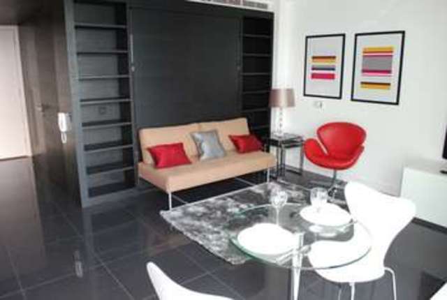  Image of Flat for sale in Pan Peninsula Square London E14 at Canary Wharf  London, E14 9HN