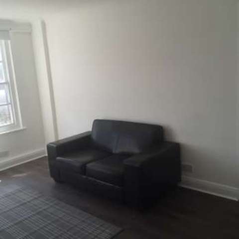  Image of 1 bedroom Flat to rent in Edgware Road London W2 at Park West Place  London, W2 2QS