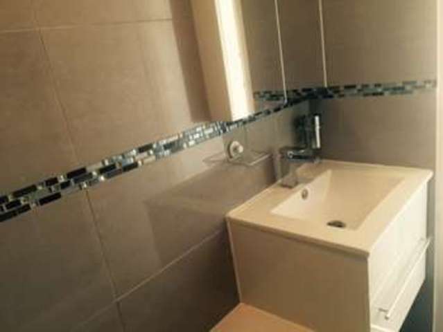  Image of 1 bedroom Flat to rent in Edgware Road London W2 at Park West Place  London, W2 2QS