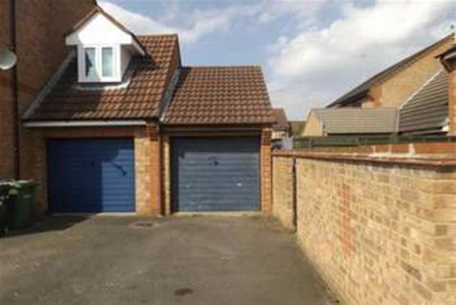  Image of 2 bedroom Detached house to rent in Meadenvale Peterborough PE1 at Peterborough, PE1 5PX