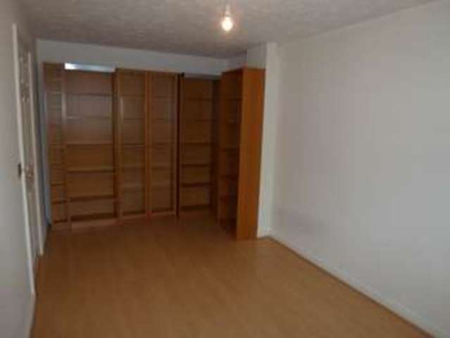  Image of 3 bedroom Terraced house to rent in Plantagenet Park Heathcote Warwick CV34 at Heathcote Warwick Warwick, CV34 6EX