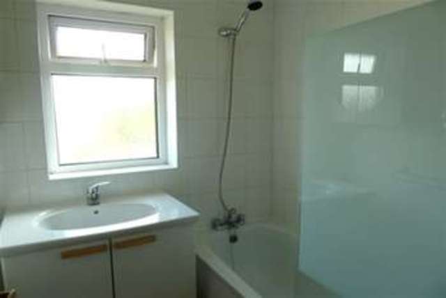  Image of 3 bedroom Detached house to rent in Quarry Road Alveston Bristol BS35 at Bristol, BS35 3JW