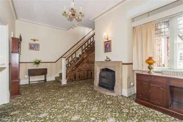  Image of 5 bedroom Detached house for sale in Radford Road Alvechurch Birmingham B48 at Radford Road  Alvechurch, B48 7SS