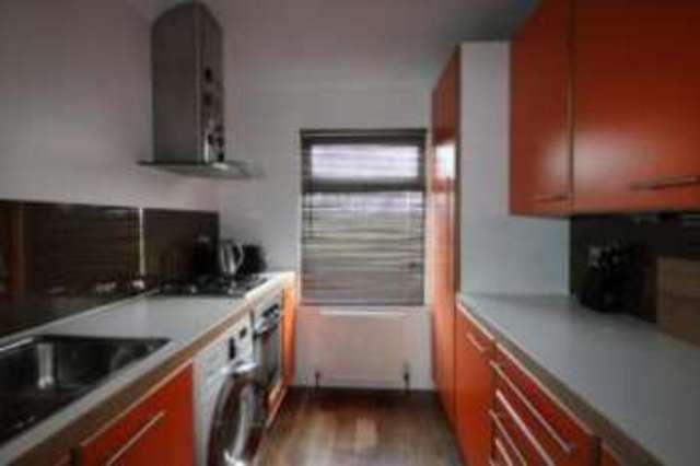  Image of 1 bedroom Maisonette for sale in Reigate Avenue Sutton SM1 at Sutton  Morden, SM1 3JR