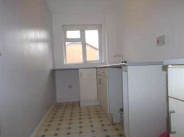  Image of 1 bedroom Maisonette for sale in Latham Road Romsey SO51 at Romsey Hampshire Romsey, SO51 7DB