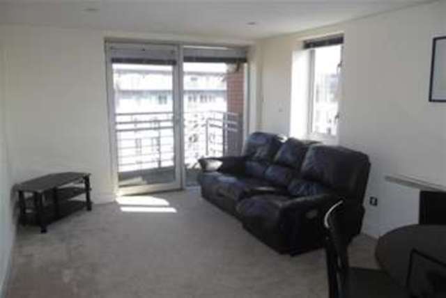  Image of 2 bedroom Flat to rent in Ropewalk Court The Ropewalk Nottingham NG1 at Nottingham, NG1 5AB