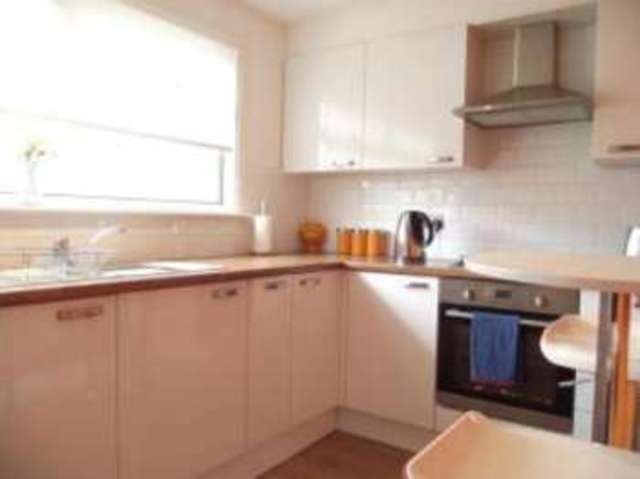  Image of 3 bedroom Terraced house for sale in Sandpiper Drive East Kilbride Glasgow G75 at East Kilbride Glasgow Jackton, G75 8UW