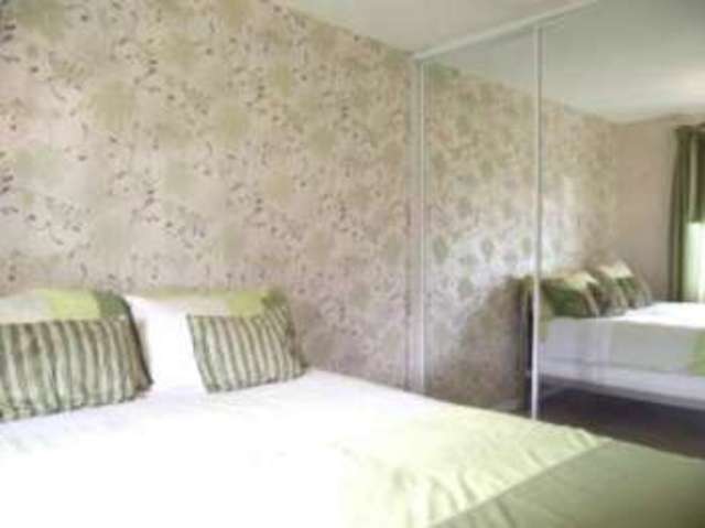  Image of 3 bedroom Terraced house for sale in Sandpiper Drive East Kilbride Glasgow G75 at East Kilbride Glasgow Jackton, G75 8UW
