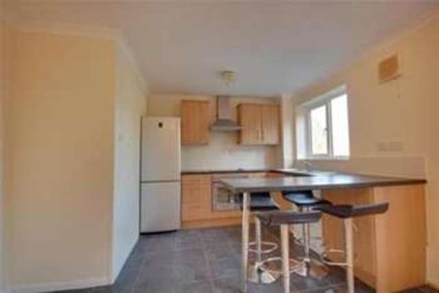  Image of 2 bedroom Flat to rent in Crusader Way Watford WD18 at Watford, WD18 6GP
