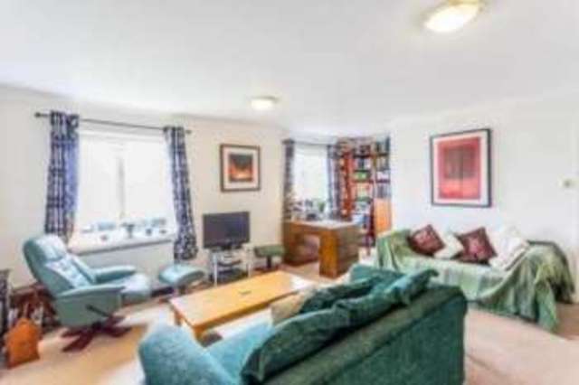  Image of 3 bedroom Maisonette for sale in Seager Drive Cardiff CF11 at Cardiff Caerdydd Grangetown, CF11 7FE