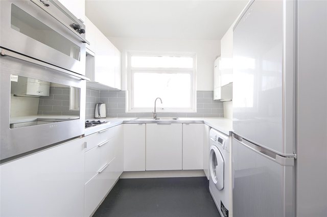  Image of 3 bedroom Flat to rent in Skipworth Road London E9 at South Hackney London South Hackney, E9 7JH