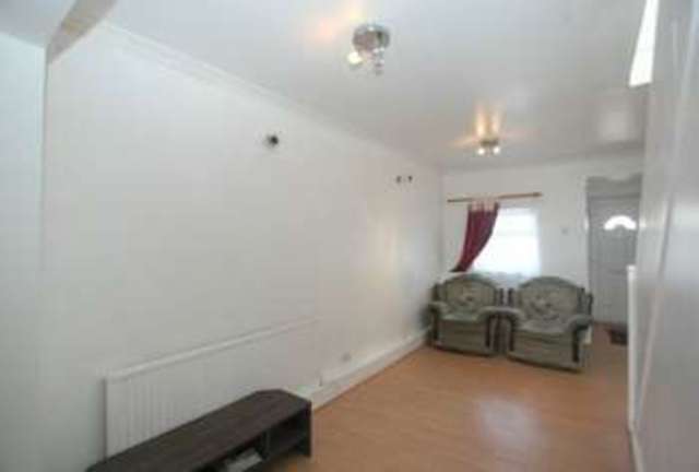  Image of 1 bedroom Semi-Detached house for sale in Waterbeach Road Slough SL1 at Slough, SL1 3LA