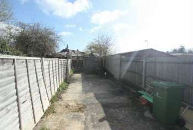  Image of 1 bedroom Semi-Detached house for sale in Waterbeach Road Slough SL1 at Slough, SL1 3LA