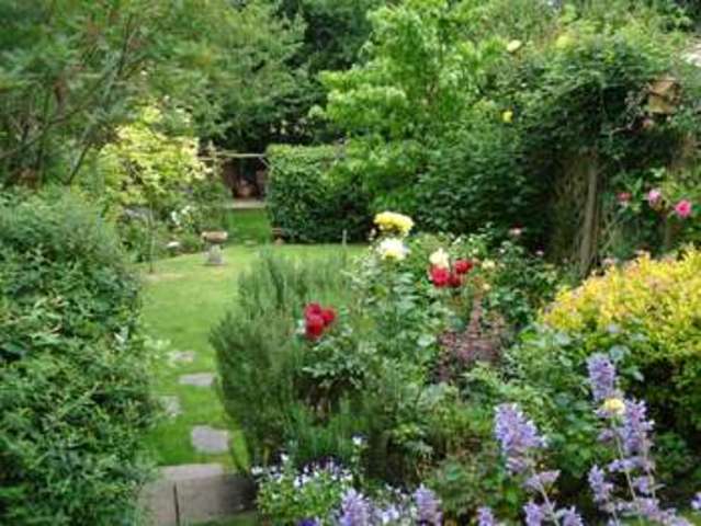  Image of 2 bedroom Cottage for sale in South Lane Netherton Wakefield WF4 at Netherton Wakefield West Yorkshire, WF4 4HZ