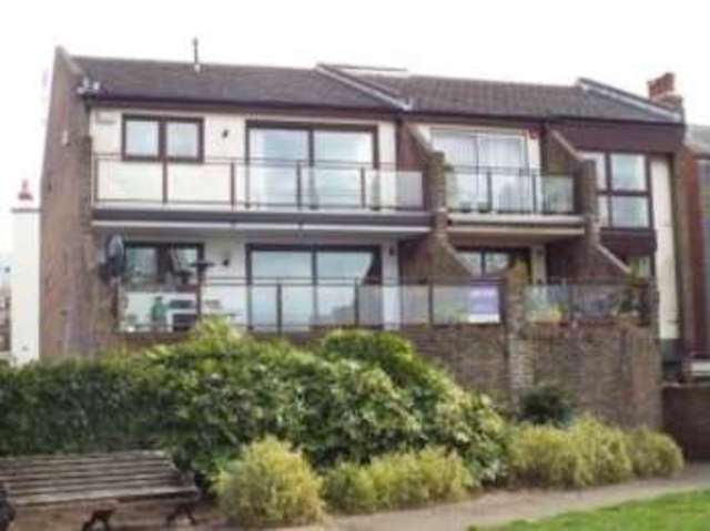  Image of 2 bedroom Flat for sale in Bugle Street Southampton SO14 at Southampton  Northam, SO14 2AP