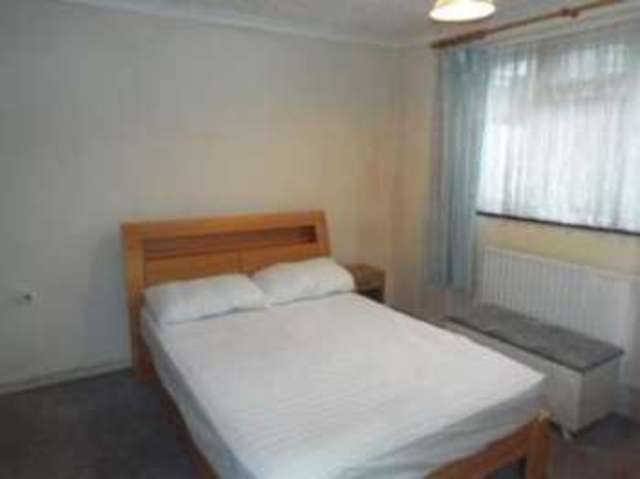  Image of 3 bedroom Bungalow for sale in Springford Crescent Southampton SO16 at Southampton Hampshire Coxford, SO16 5LG