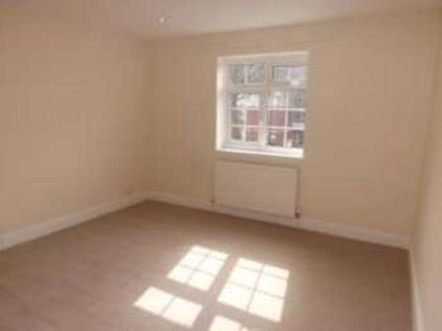  Image of 3 bedroom Semi-Detached house for sale in Millbrook Road East Southampton SO15 at Southampton Hampshire Millbrook, SO15 1HR