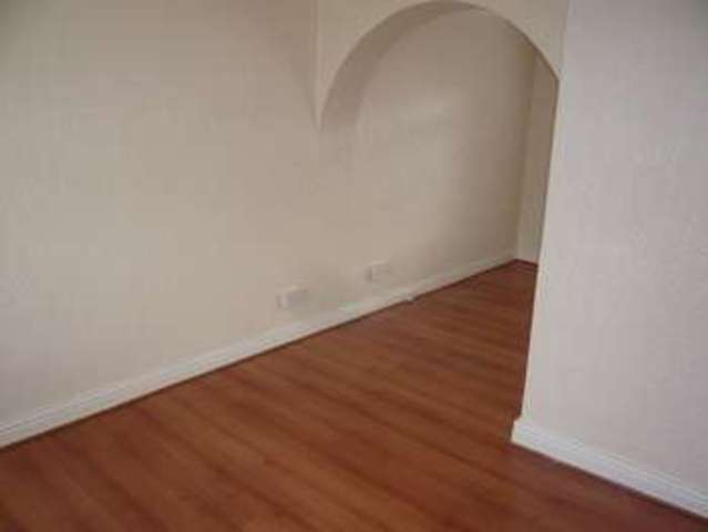  Image of 3 bedroom Terraced house to rent in Southville Road Port Talbot SA12 at Southville Road  Port Talbot, SA12 7DS