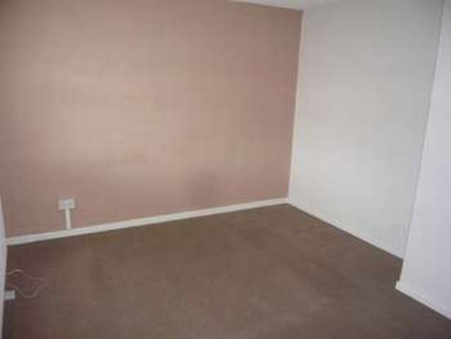  Image of 3 bedroom Terraced house to rent in Southville Road Port Talbot SA12 at Southville Road  Port Talbot, SA12 7DS