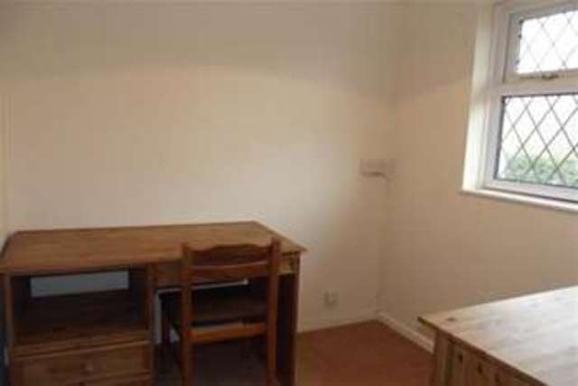  Image of 3 bedroom Detached house to rent in Speedwell Close Guildford GU4 at Guildford, GU4 7HE