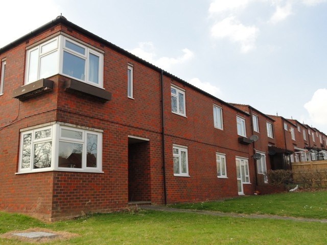  Image of 1 bedroom Flat to rent in Stamford Avenue Springfield Milton Keynes MK6 at Springfield  Woughton on the Green, MK6 3LD