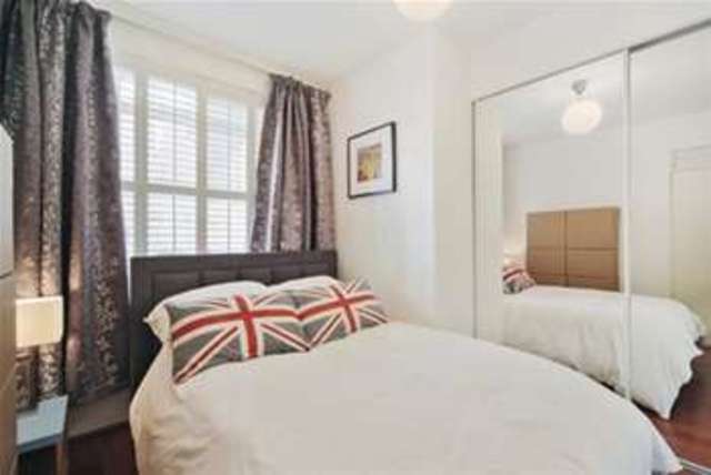  Image of 1 bedroom Property to rent in St. Georges Square London SW1V at London, SW1V 2HP