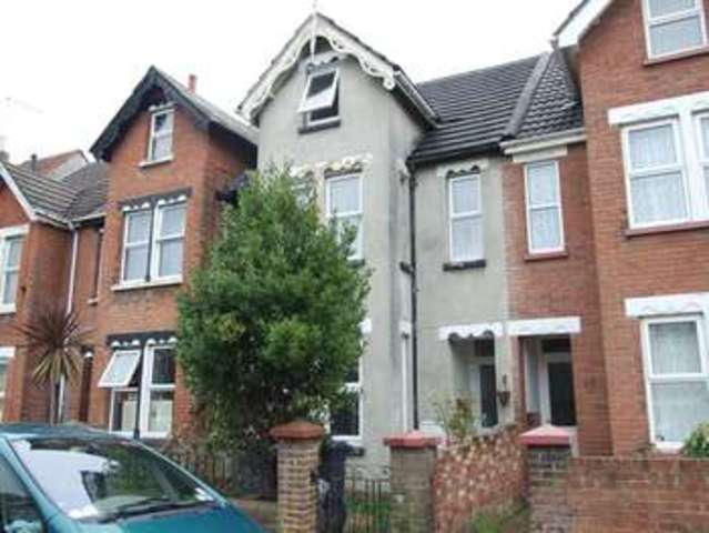  Image of 3 bedroom Maisonette for sale in St. Johns Road Poole BH15 at St. Johns Road  Poole, BH15 2NB
