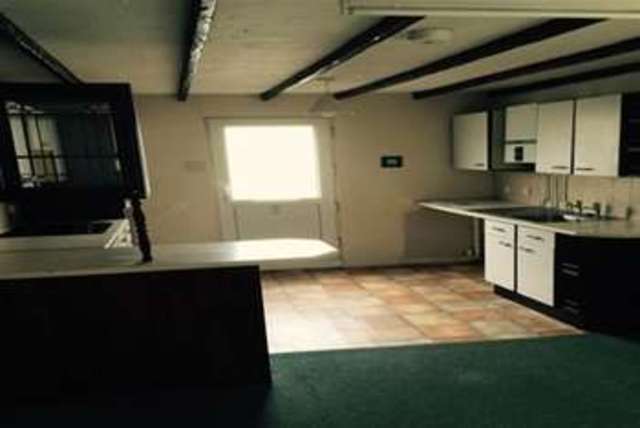  Image of 2 bedroom Flat to rent in Grenville Road Plymouth PL4 at Plymouth, PL4 9QD