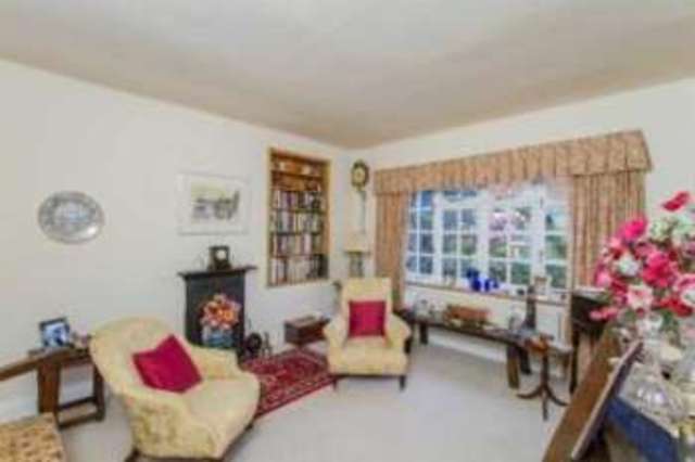  Image of 3 bedroom Terraced house for sale in St. Nicholas Church Street Warwick CV34 at Warwick Warwickshire Warwick, CV34 4JD