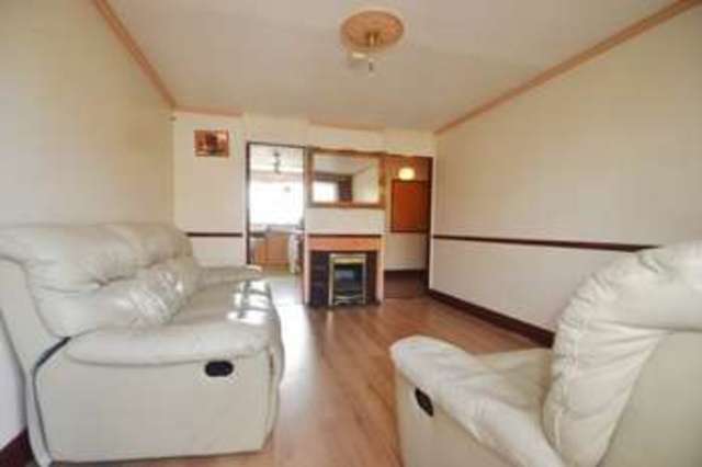  Image of 1 bedroom Apartment for sale in Staveley Close London SE15 at Staveley Close  Peckham, SE15 2JW