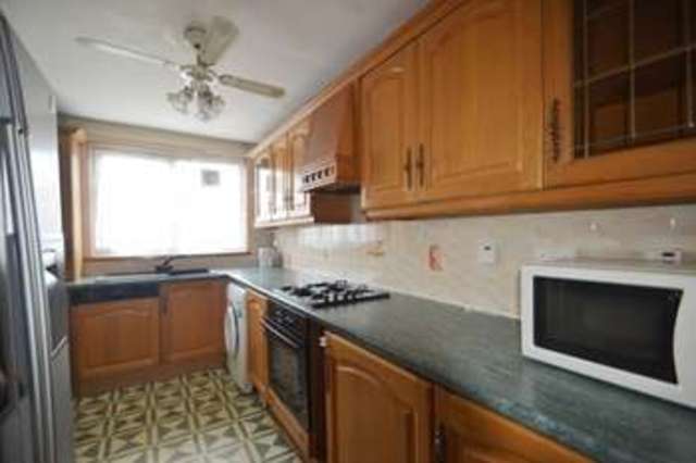  Image of 1 bedroom Apartment for sale in Staveley Close London SE15 at Staveley Close  Peckham, SE15 2JW