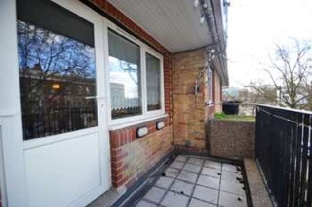  Image of 1 bedroom Apartment for sale in Staveley Close London SE15 at Staveley Close  Peckham, SE15 2JW