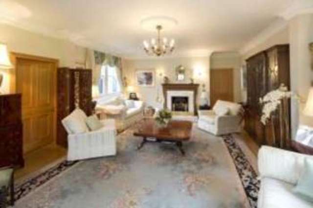  Image of 4 bedroom Detached house for sale in Strathaven ML10 at South Lanarkshire  Udstonhead, ML10 6SY